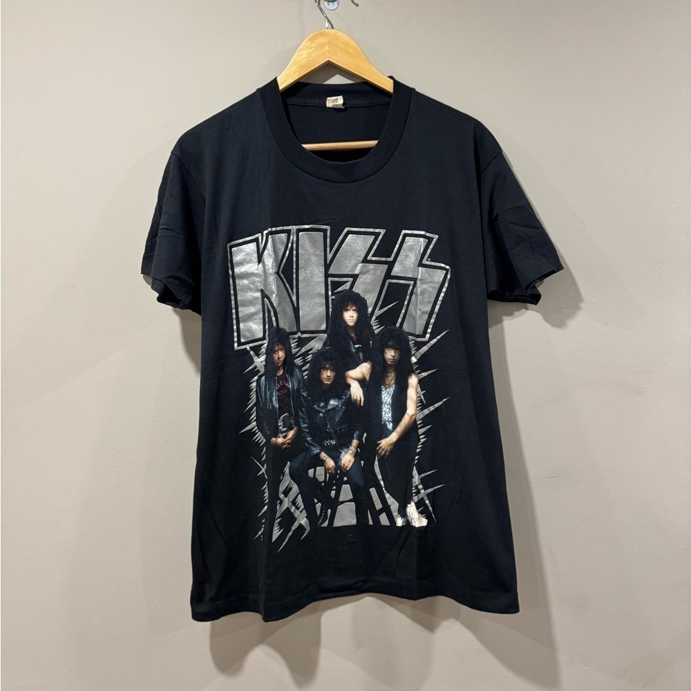 Vintage KISS Hot in the Shade 1990 World Tour
 Concert T-Shirt